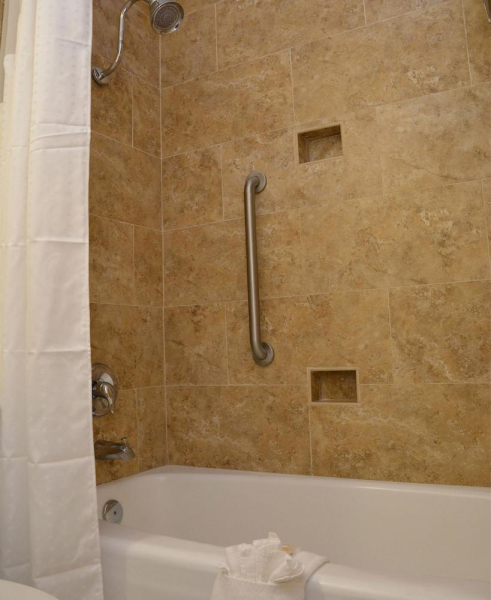 Las mejores ofertas de HOLIDAY INN OCEANFRONT @ SURFSIDE BEACH Surfside Beach