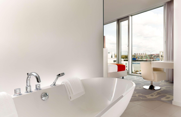 Las mejores ofertas de art'otel cologne powered by Radisson Hotels Colonia