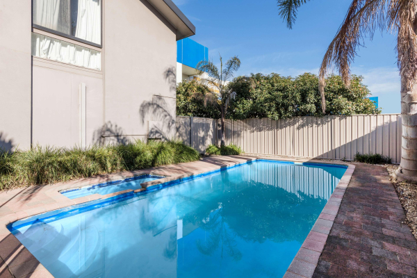 Las mejores ofertas de Best Western Governor Gipps Motor Inn Traralgon