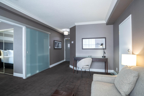 Las mejores ofertas de Sandman Signature Mississauga Hotel Mississauga Beach