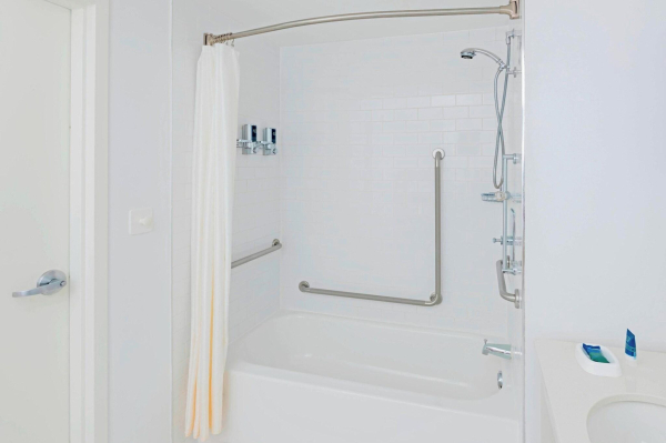 Las mejores ofertas de Four Points by Sheraton Cambridge Kitchener Cambridge Bay 