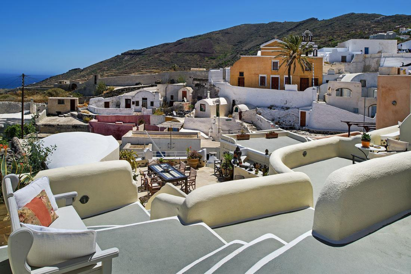 Heliophos Boutique Caves