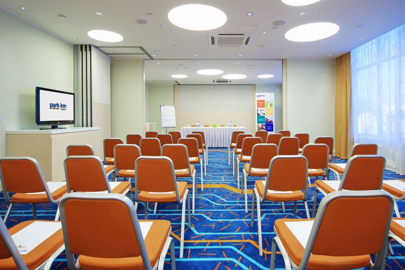 Las mejores ofertas de Cosmos Astrakhan Hotel, Radisson Individuals Astrakhan