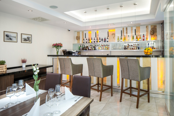 Las mejores ofertas de Hotel Rozany Gaj - Destigo Hotels Gdynia 