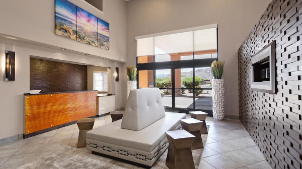 Las mejores ofertas de Best Western Socorro Hotel & Suites Side