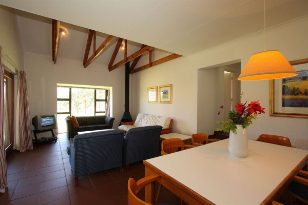 Las mejores ofertas de Mont Aux Sources Hotel & Resort Bonjaneni