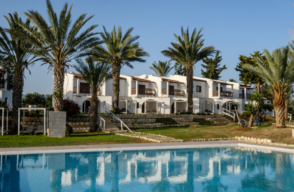 Las mejores ofertas de Latchi Family Resort Polis Chrysochous