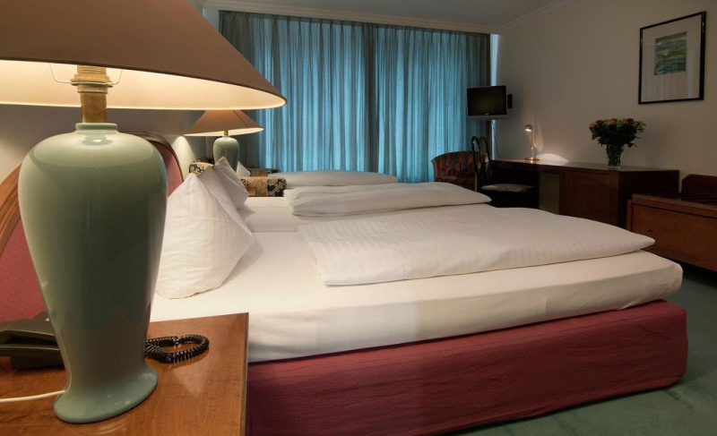 Las mejores ofertas de Deutsches Theater Eckelmann Munich