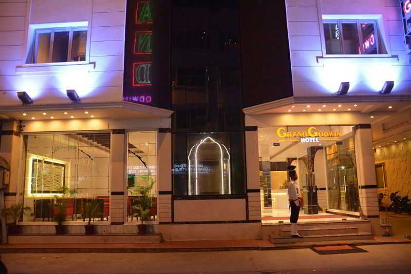 Hotel Grand Godwin