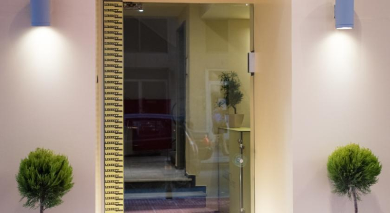 Las mejores ofertas de Liberty Atenas