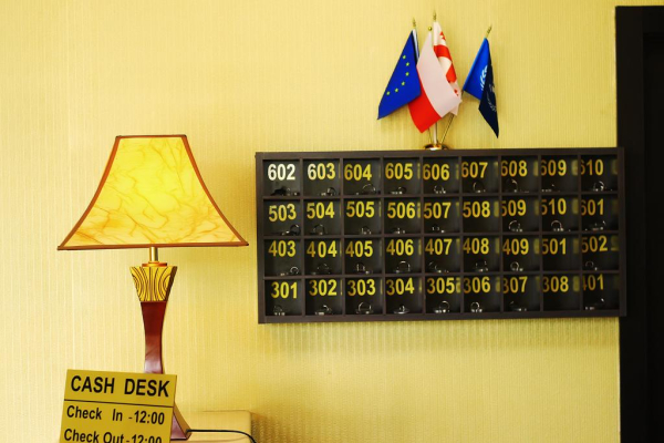 Las mejores ofertas de Shine Palace Tbilisi