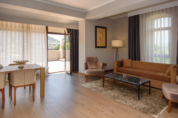Las mejores ofertas de Tiflis Palace Tbilisi