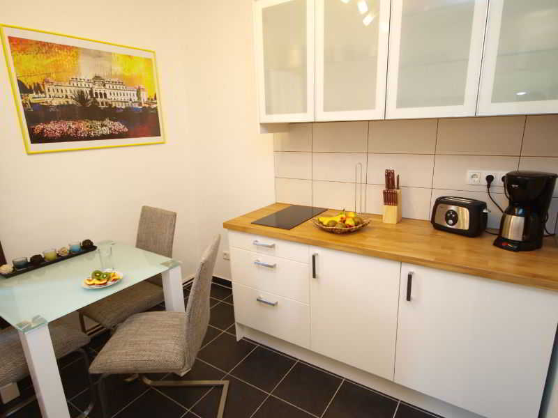 Checkvienna Kröllgasse