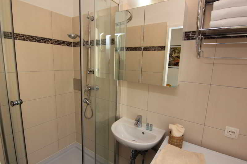 Checkvienna Kröllgasse