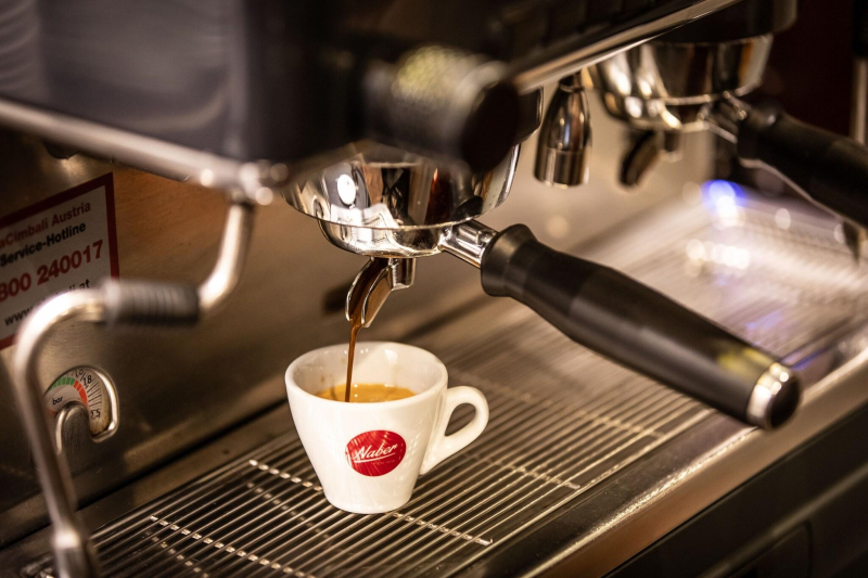 Hollmann Design & Boutique