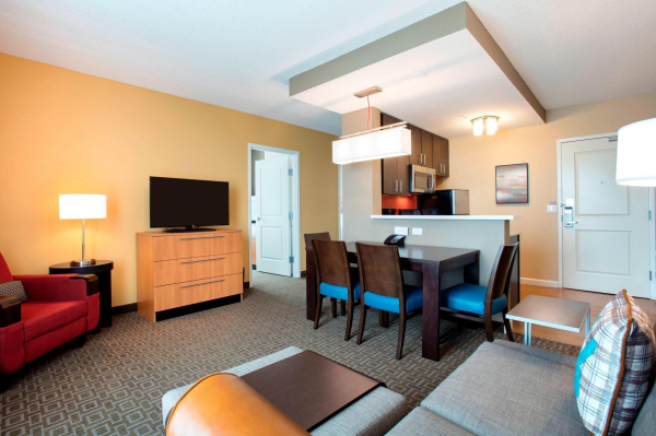 Las mejores ofertas de TownePlace Suites Orlando at FLAMINGO CROSSINGS Orlando