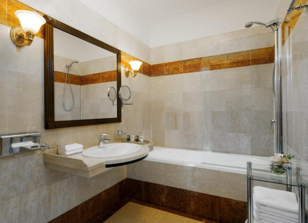 Las mejores ofertas de Bristol Hotel Odesa