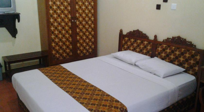 Las mejores ofertas de Istana Batik Ratna Yogyakarta