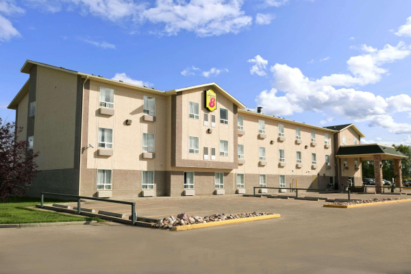 Las mejores ofertas de Super 8 By Wyndham Slave Lake Ab Westlock
