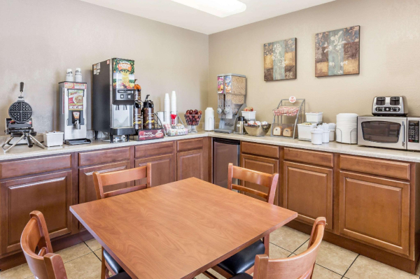 Las mejores ofertas de Super 8 by Wyndham Tempe/ASU/Airport Brainerd 