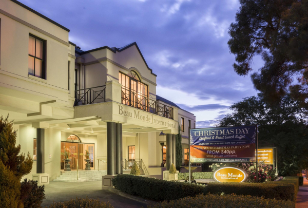 Las mejores ofertas de Beau Monde International Doncaster