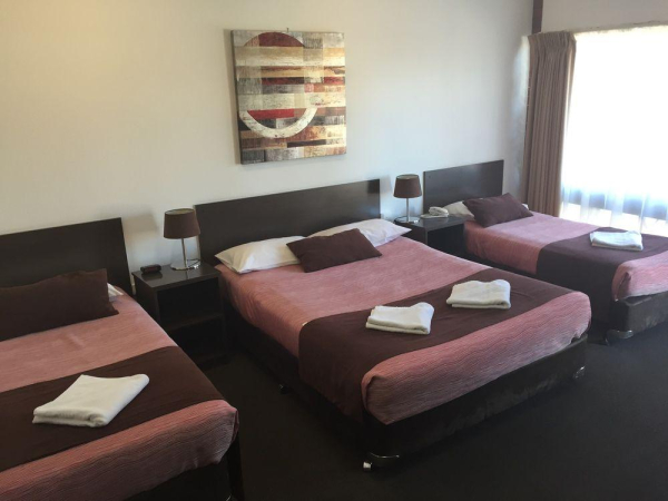 Las mejores ofertas de Ploughmans Motor Inn Grampians
