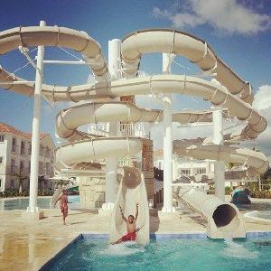Cadaques Caribe Resort & Villas