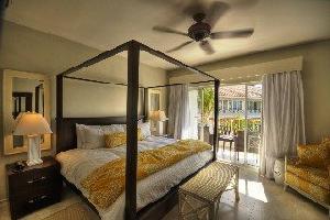 Cadaques Caribe Resort & Villas