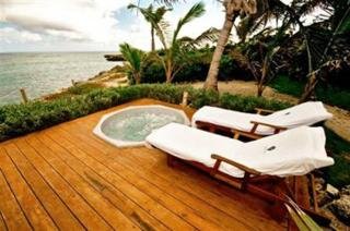 Caleton Club & Villas