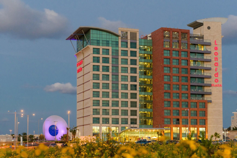 Leonardo Plaza Ashdod by the beach