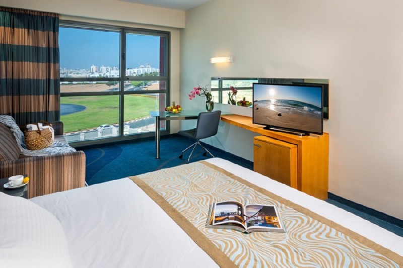 Leonardo Plaza Ashdod by the beach