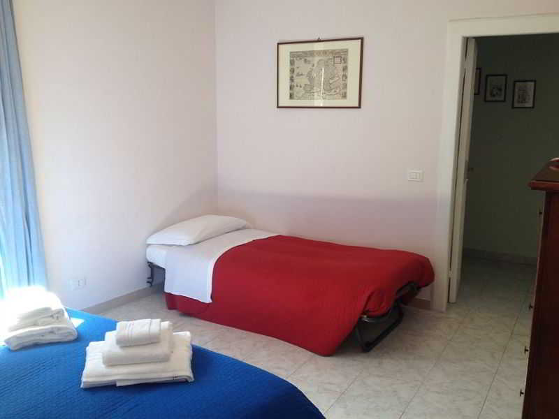 Las mejores ofertas de Gennyrooms Piazza Di Spagna Roma
