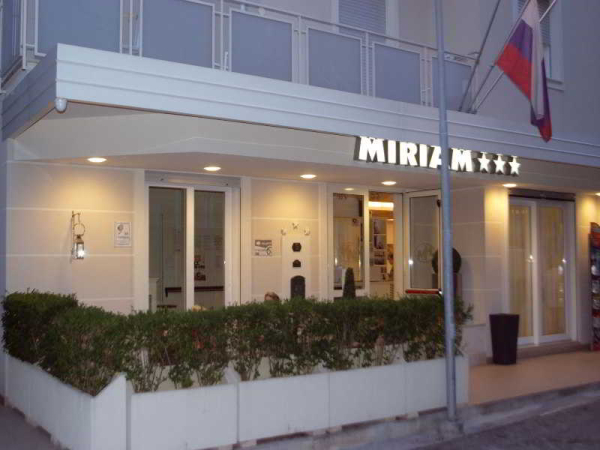 Las mejores ofertas de Miriam RIMINI