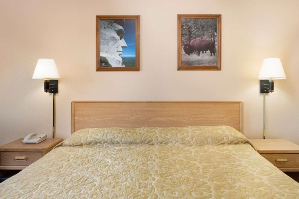 Las mejores ofertas de Super 8 By Wyndham Hot Springs Hot Springs