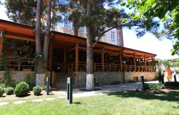 Las mejores ofertas de M Grand Hotel Karmana