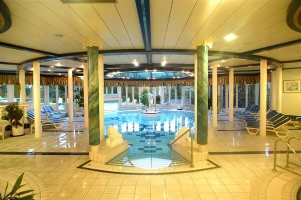 Las mejores ofertas de Burghotel Am Hohen Bogen Neukirchen