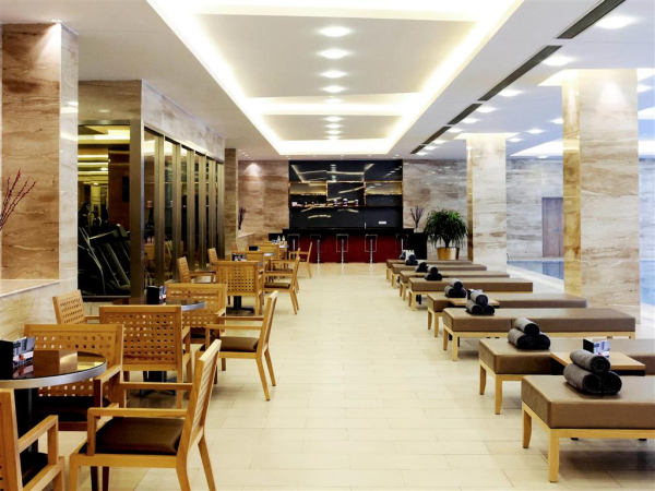 Las mejores ofertas de Pullman Linyi Lushang Linyi 