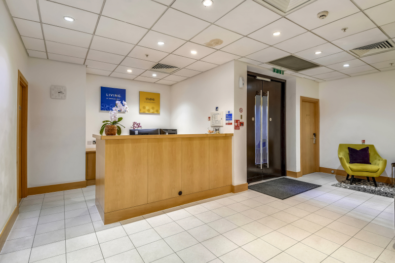 Circus Apartments by BridgeStreet