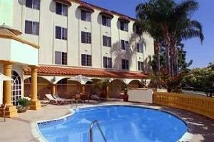 Las mejores ofertas de Hampton Inn and Suites Santa Ana Santa Ana