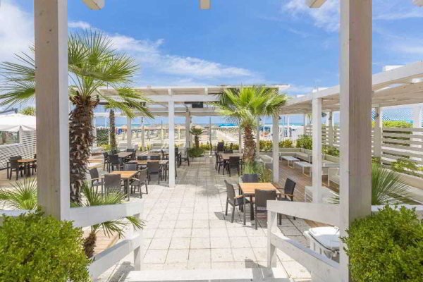 Las mejores ofertas de Hotel Maja Silvi Marina