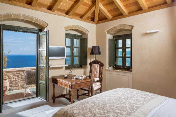 Las mejores ofertas de Moni Emvasis Luxury Suites Lagkadia