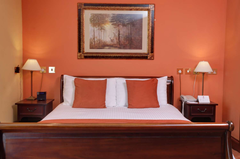 Best Western Plus Old Tollgate Hotel