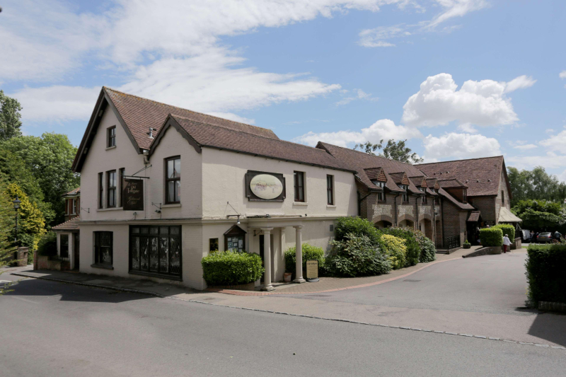 Best Western Plus Old Tollgate Hotel