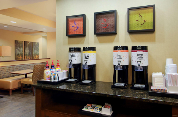 Las mejores ofertas de Hampton Inn  Winfield Winfield