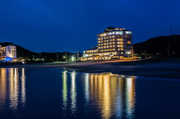 Las mejores ofertas de Naruto Grand Hotel Tokushima