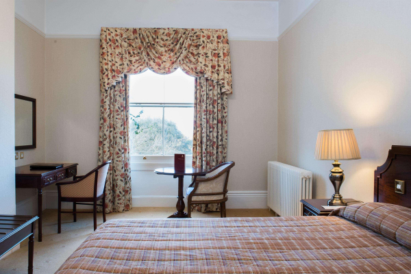 Las mejores ofertas de Oatlands Park Hotel Surrey