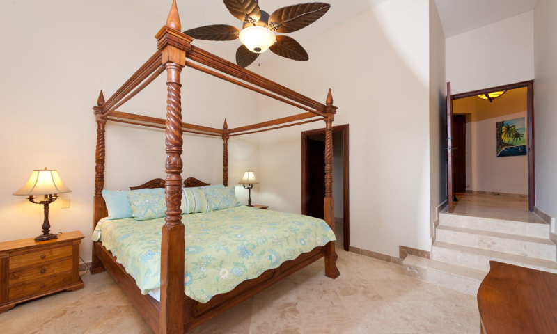 Red Frog Beach Island Resort