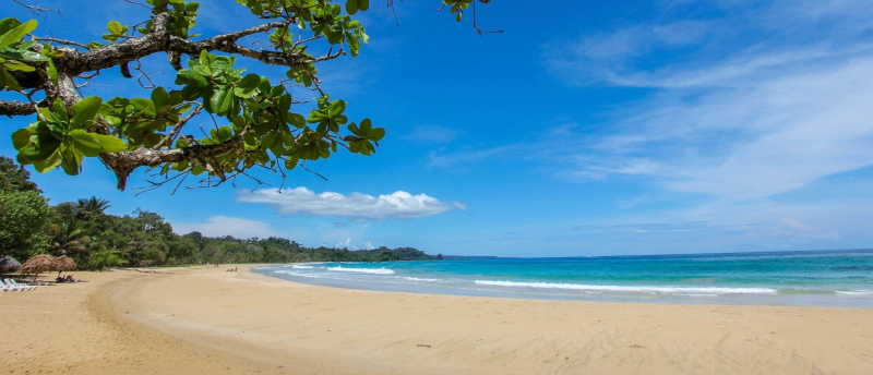 Red Frog Beach Island Resort