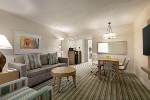 Las mejores ofertas de Embassy Suites By Hilton San Juan Hotel & Casino Isla Verde