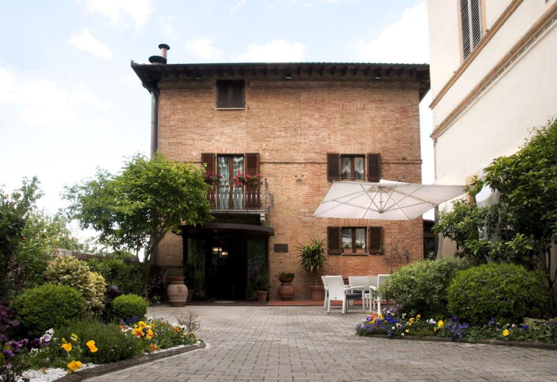 Arcobaleno Boutique Hotel